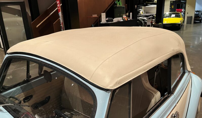 VW Bobbel 1303 1.6 Cabriolet full