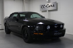 Ford Mustang GT 4.6L full