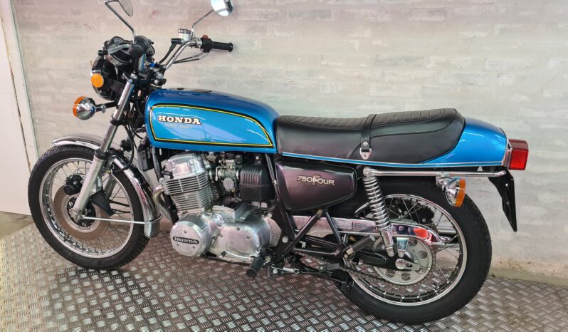 Honda CB 750 F0 Super Sport full