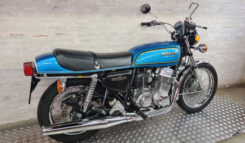 Honda CB 750 F0 Super Sport full