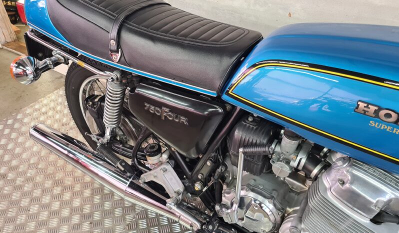 Honda CB 750 F0 Super Sport full