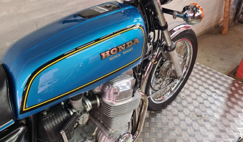 Honda CB 750 F0 Super Sport full