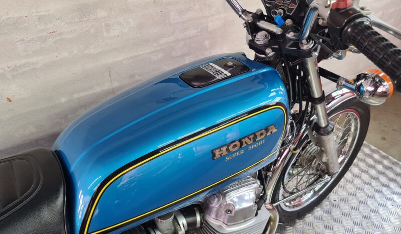 Honda CB 750 F0 Super Sport full