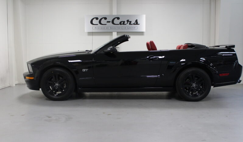 Ford Mustang GT 4.6L full