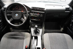 BMW 3-serie E30 318I Touring full