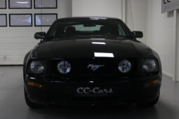 Ford Mustang GT 4.6L full