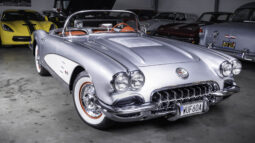 Chevrolet Corvette cabriolet full