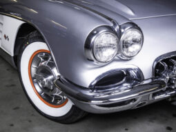 Chevrolet Corvette cabriolet full