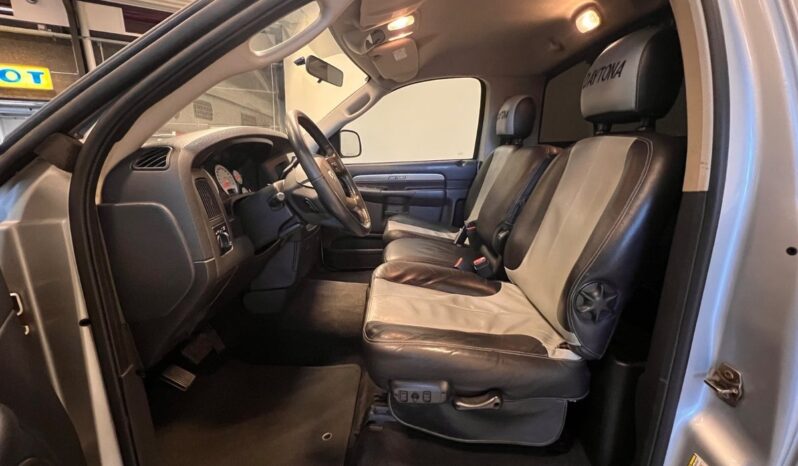 Dodge D100 RAM 1500 5,7 V8 Daytona aut. 2d full