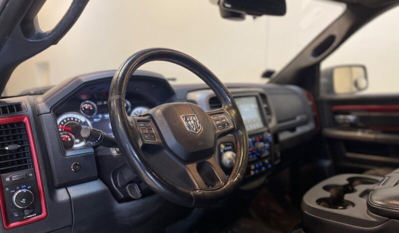 Dodge D100 RAM 1500 5,7 V8 Rebel Crew Cab aut. 4×4 4d full