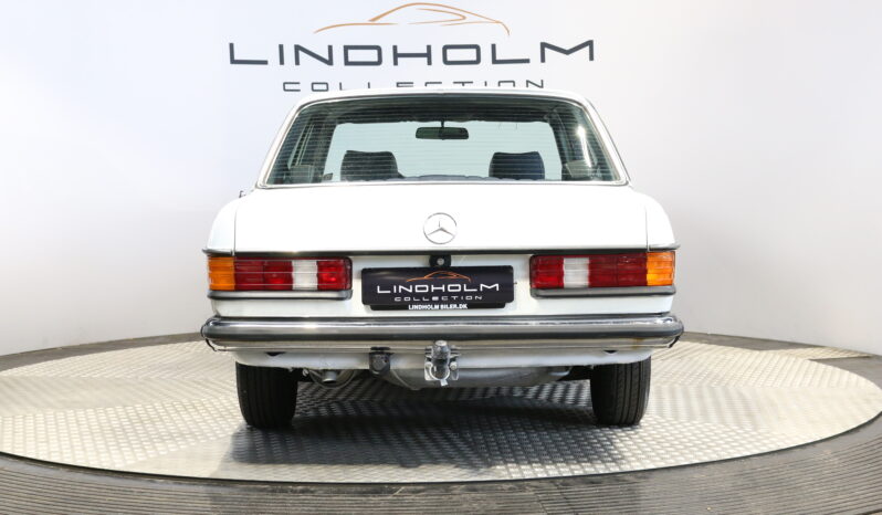 Mercedes-Benz 200-300 (W123) 230 full
