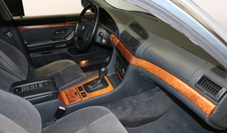 BMW 7-serie E32 728i Steptronic full