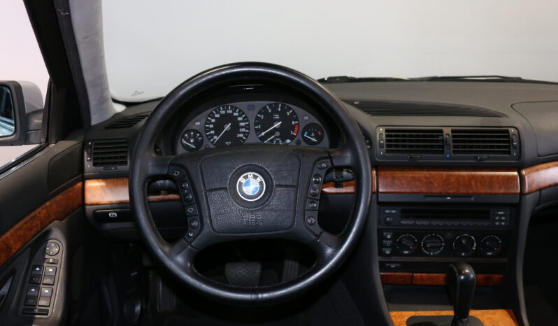 BMW 7-serie E32 728i Steptronic full