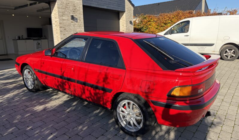 Mazda 323 323f gt full