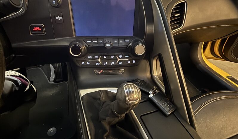 Chevrolet Corvette Stingray full