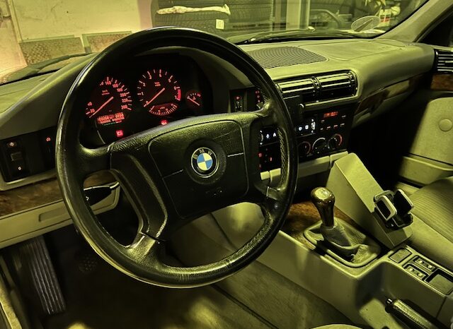 BMW 5-serie E34 520 i Sedan full
