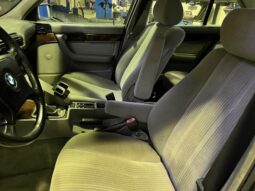 BMW 5-serie E34 520 i Sedan full