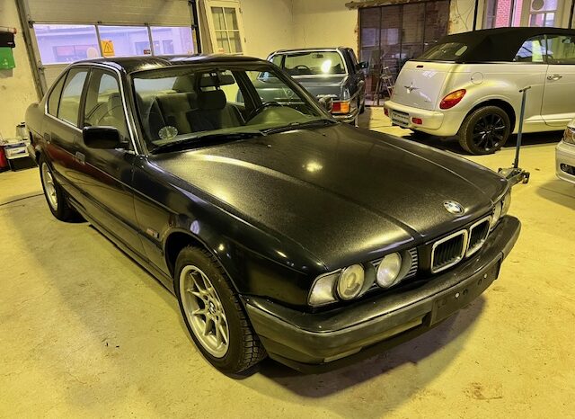 BMW 5-serie E34 520 i Sedan full