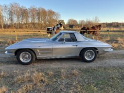 Chevrolet Corvette Sting Ray full