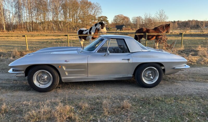 Chevrolet Corvette Sting Ray full