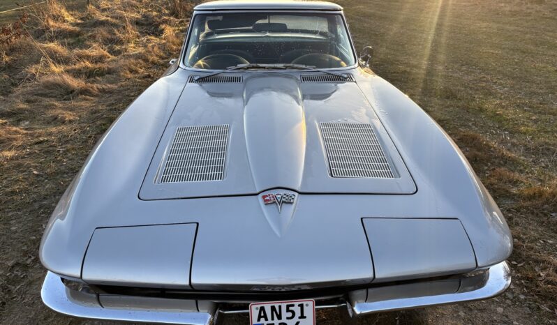 Chevrolet Corvette Sting Ray full