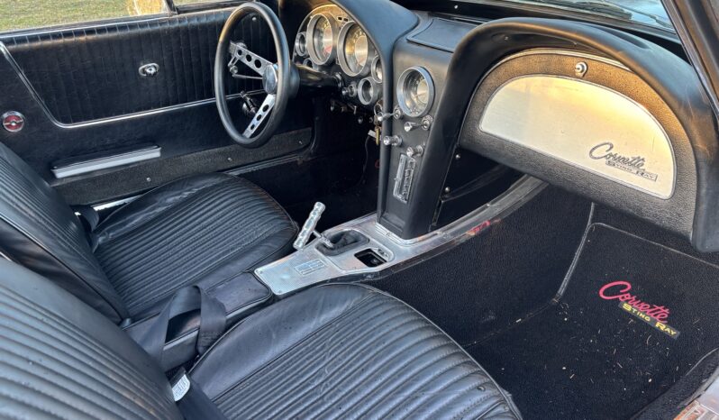 Chevrolet Corvette Sting Ray full