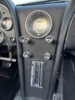 Chevrolet Corvette Sting Ray full