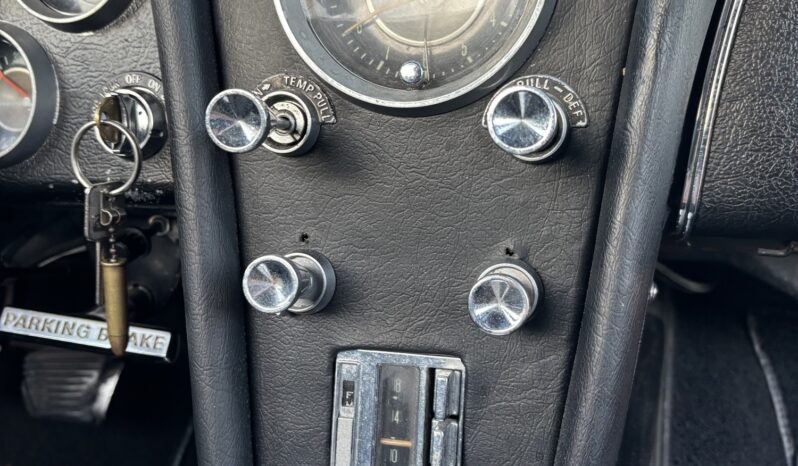 Chevrolet Corvette Sting Ray full