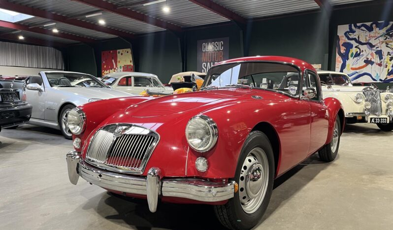 MG MGA coupe full