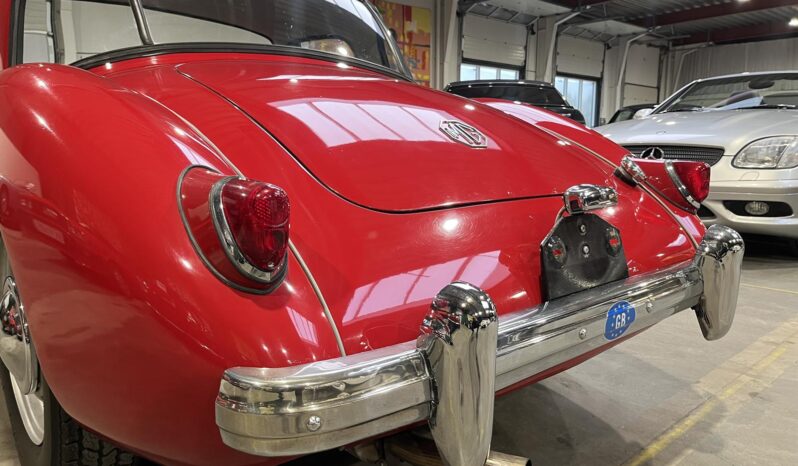 MG MGA coupe full