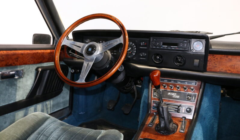 Fiat 130 3,2 Coupe full