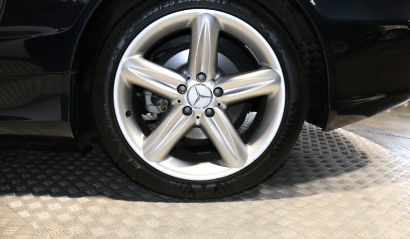 Mercedes-Benz SL (R230) Sl 500 full