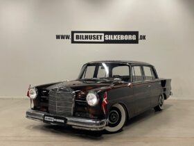 Mercedes-Benz 190-230 (W110) 190 C 2,0 4d