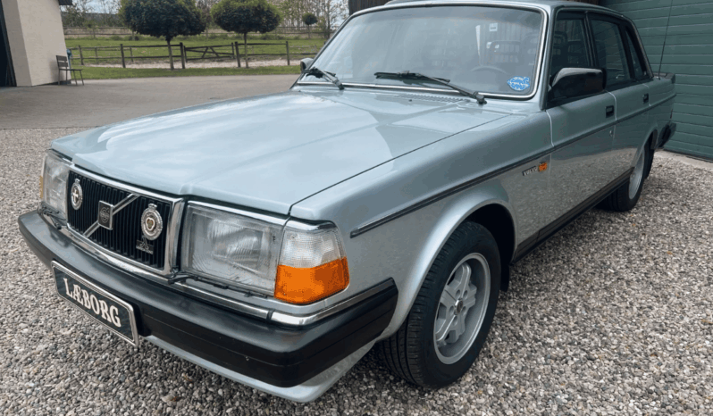 Volvo 200-Serie 240 2,3 GL full