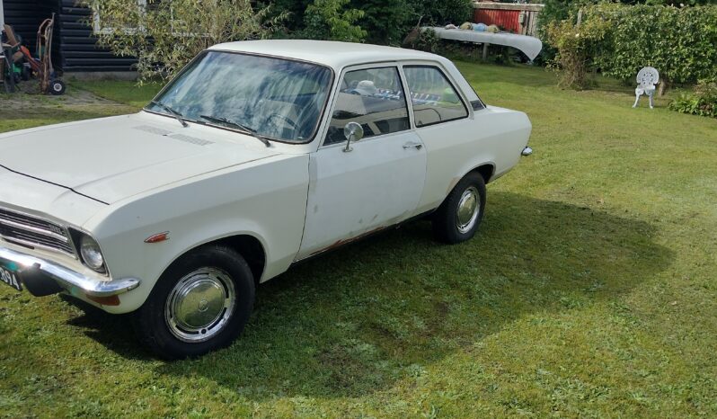 Opel Ascona A 1,6 s full