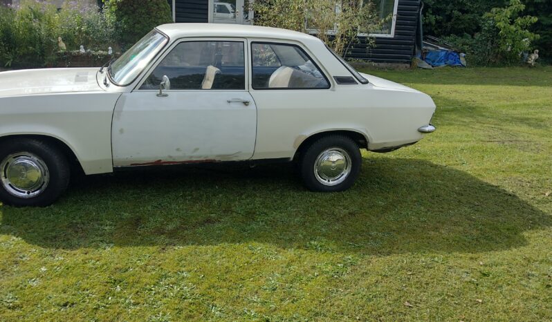 Opel Ascona A 1,6 s full