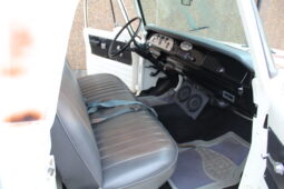 Dodge D100 Pick Up full