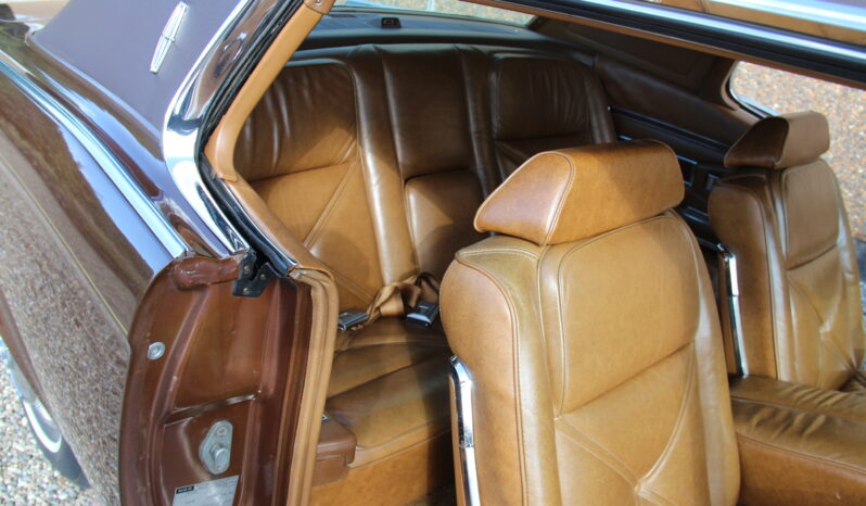 Lincoln Continental Mark 3 full