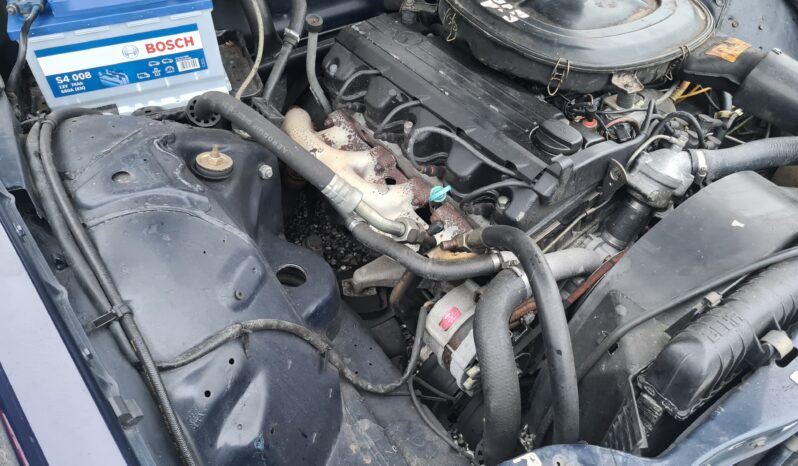 Mercedes-Benz 200-300 (W123) 230E full