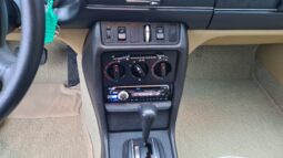 Mercedes-Benz 200-300 (W123) 230E full