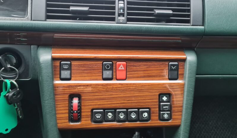 Mercedes-Benz E-Klasse (W124) 320 E full