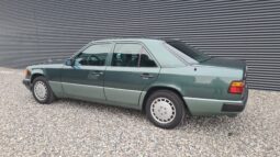 Mercedes-Benz E-Klasse (W124) 320 E full