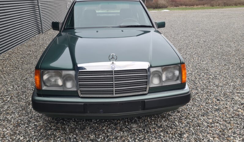 Mercedes-Benz E-Klasse (W124) 320 E full