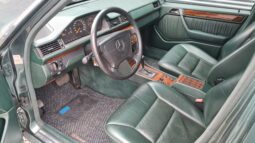 Mercedes-Benz E-Klasse (W124) 320 E full