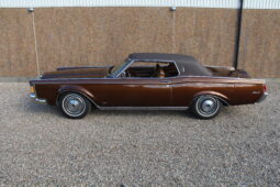 Lincoln Continental Mark 3 full
