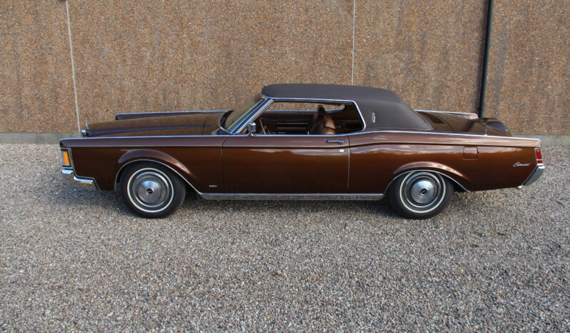 Lincoln Continental Mark 3 full