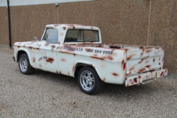 Dodge D100 Pick Up full