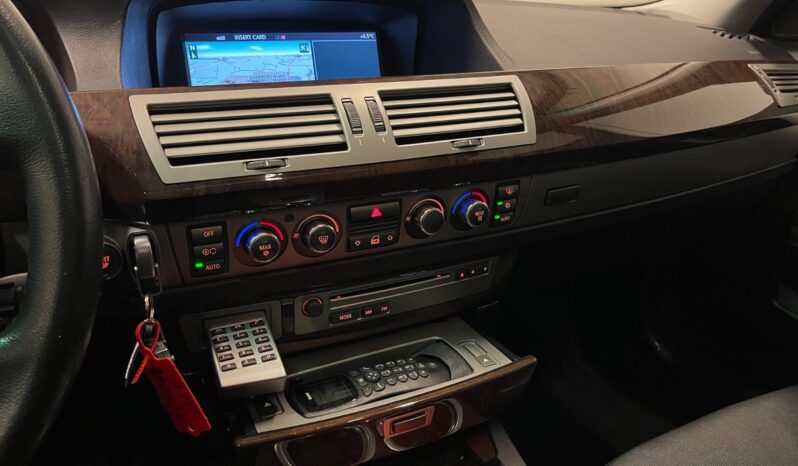 BMW 7-serie E38 740i 4,0 aut. 4d full