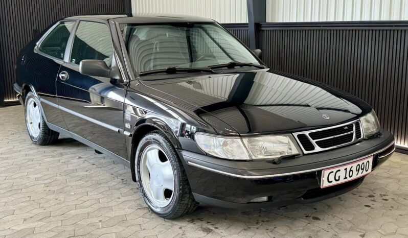 Saab 900 SE Coupé V6 full