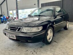 Saab 900 SE Coupé V6 full